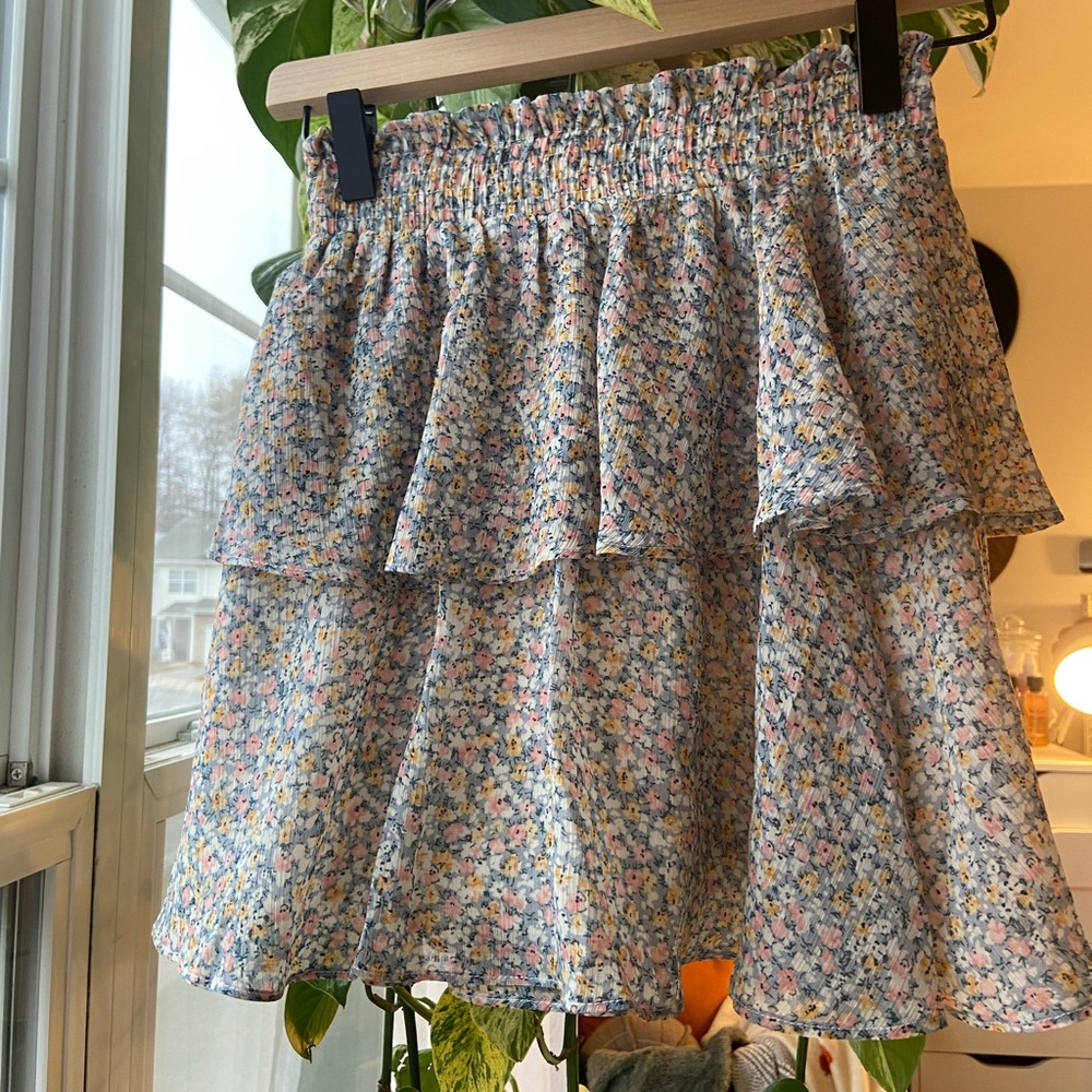 Princess Polly Ruffle Skirt Sz 2 Women's Floral  Pink & Blue Mini Lined